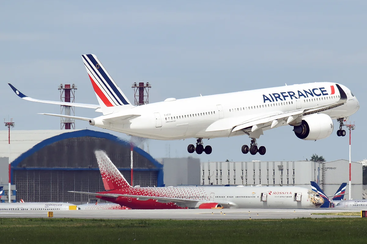 Air France A350 Chicago flight return