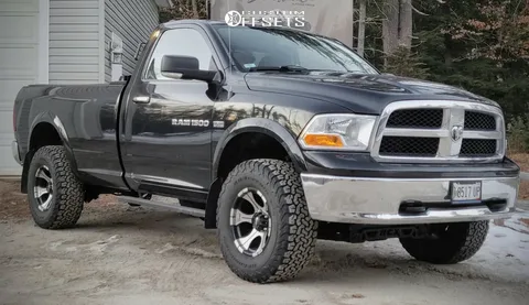 popular setup is the Ram 1500 351150r17 with 12 offset